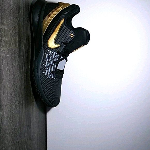 Nike kyrie flytrap 2 black and gold - Picture 3 of 4